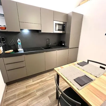 Apartament Arnaldo 10 - *